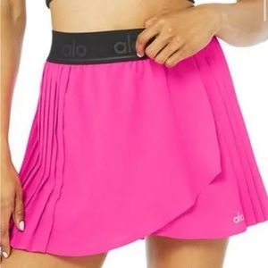 Hot pink aces tennis skirt alo